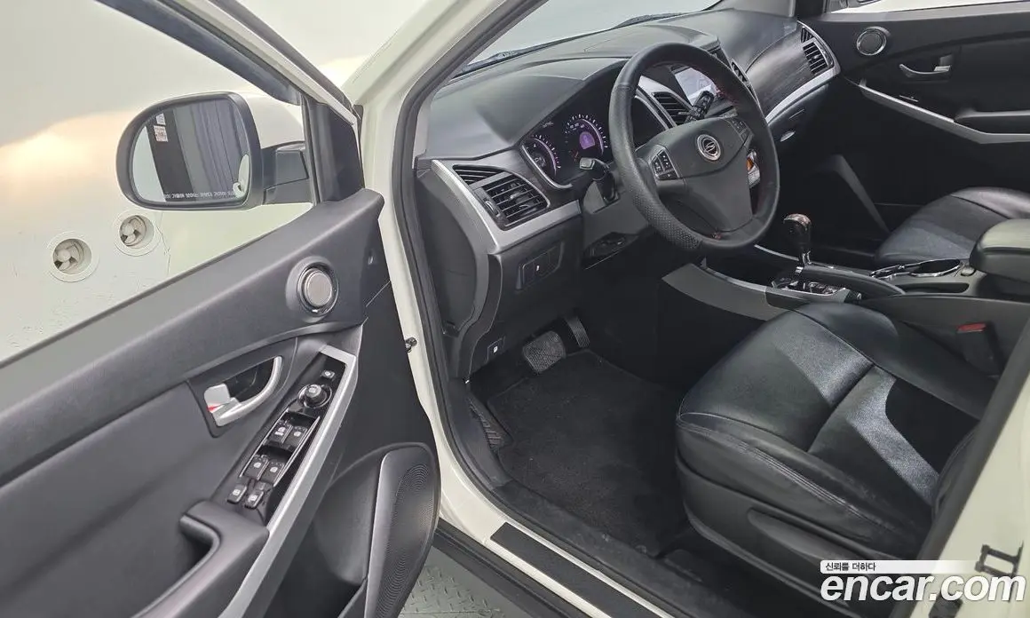 SsangYong Korando 2014 2.0 автомат (гидро), фото 11 SsangYong Korando 2014 2.0 автомат (гидро), фото 11