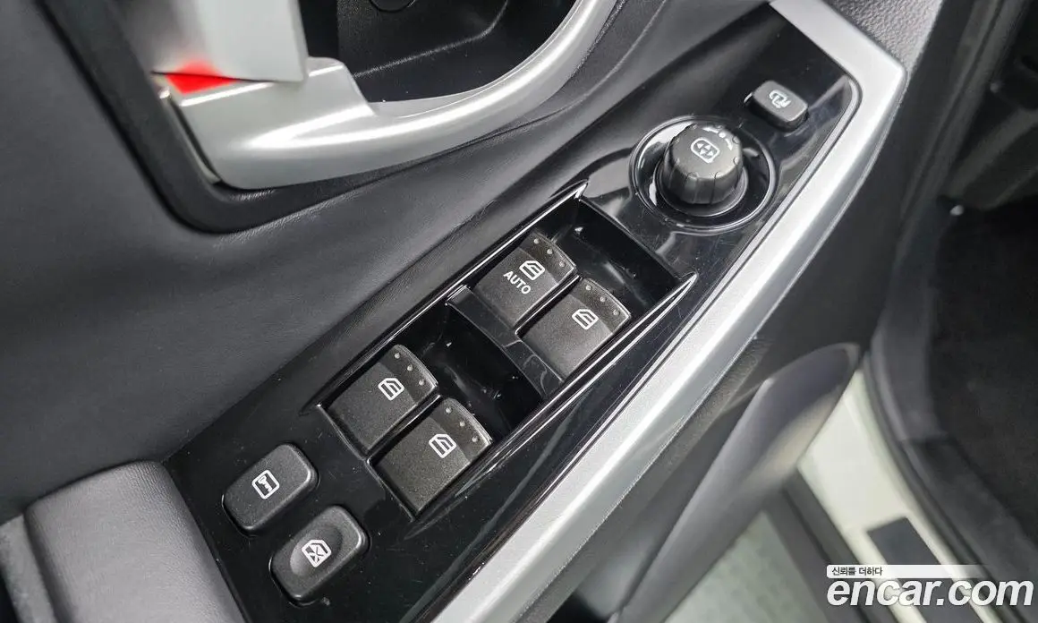 SsangYong Korando 2014 2.0 автомат (гидро), фото 12 SsangYong Korando 2014 2.0 автомат (гидро), фото 12