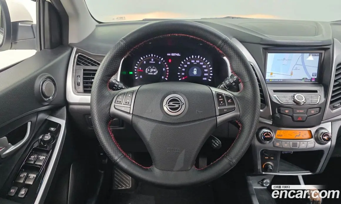 SsangYong Korando 2014 2.0 автомат (гидро), фото 14 SsangYong Korando 2014 2.0 автомат (гидро), фото 14