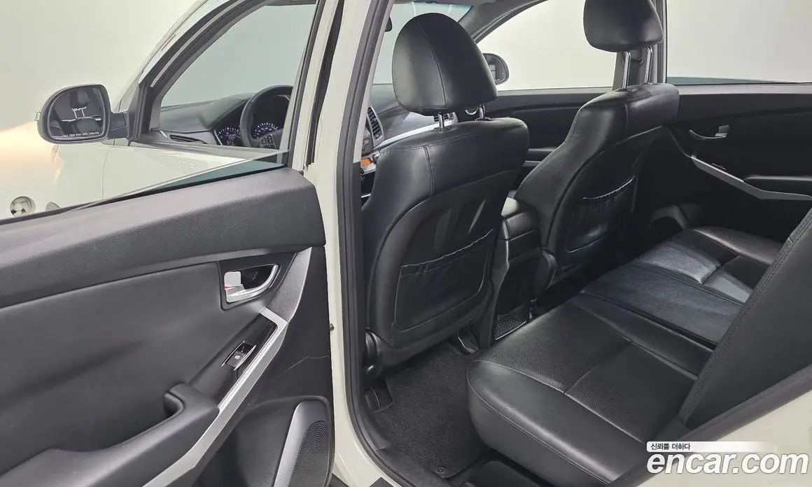 SsangYong Korando 2014 2.0 автомат (гидро), фото 18 SsangYong Korando 2014 2.0 автомат (гидро), фото 18