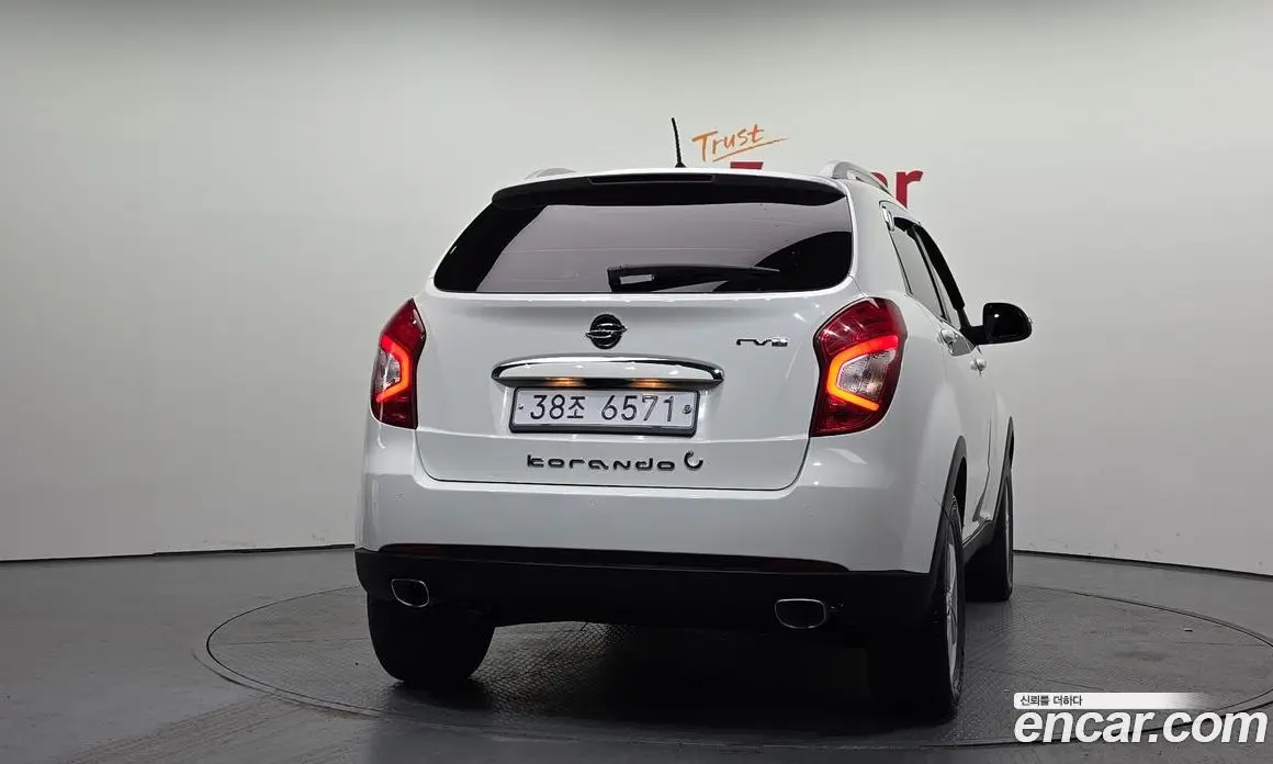 SsangYong Korando 2014 2.0 автомат (гидро), фото 4 SsangYong Korando 2014 2.0 автомат (гидро), фото 4