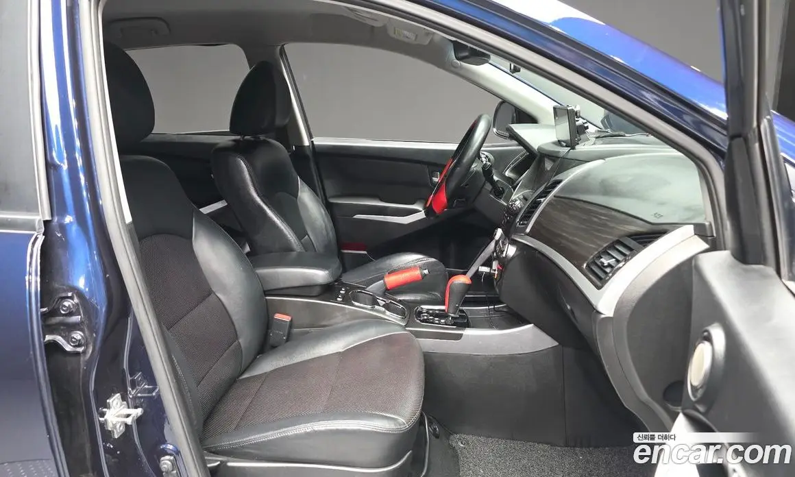 SsangYong Korando 2015 2.2 автомат (гидро), фото 11