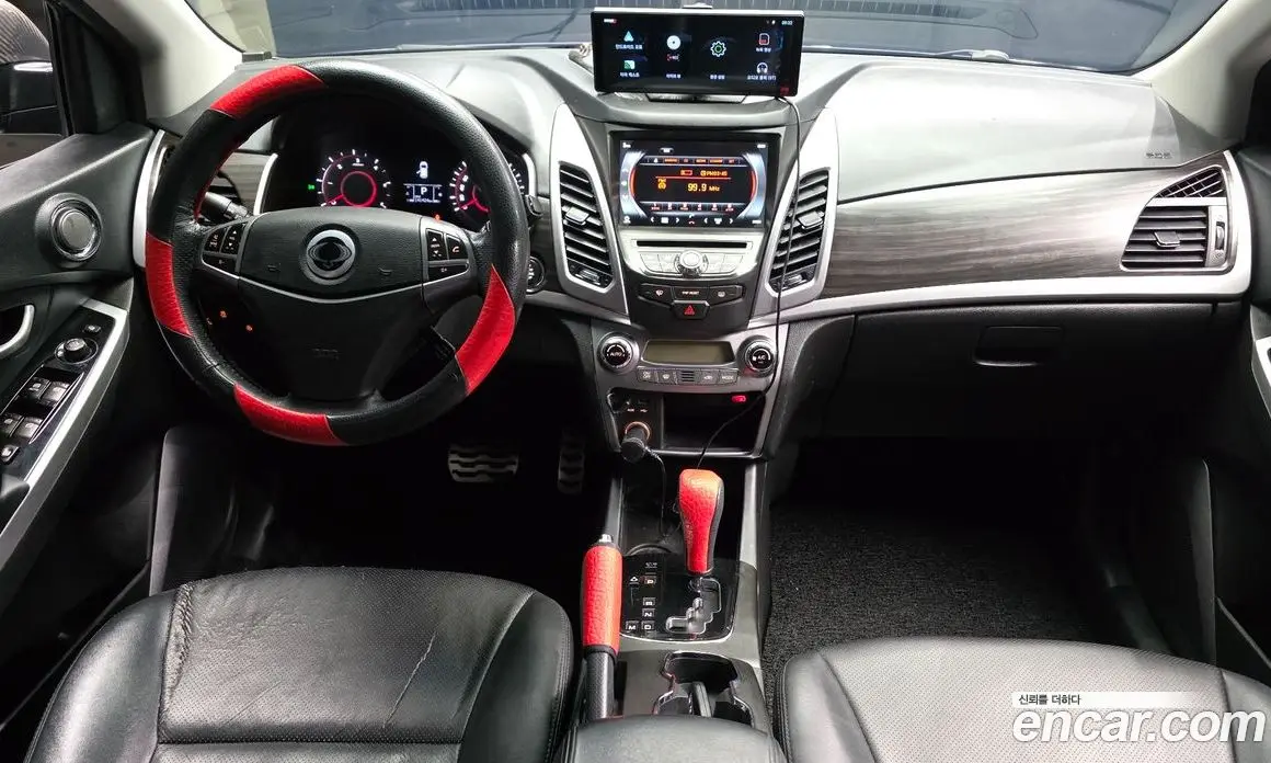 SsangYong Korando 2015 2.2 автомат (гидро), фото 7