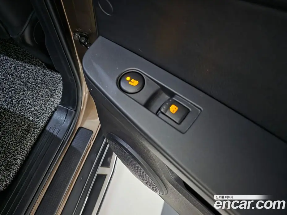 SsangYong Korando 2016 2.2 автомат (гидро), фото 12