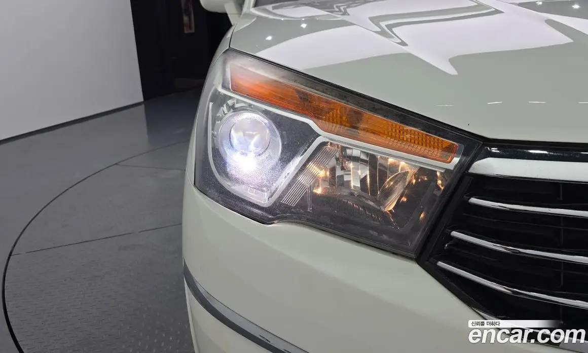 SsangYong Korando 2016 2.2 автомат (гидро), фото 8