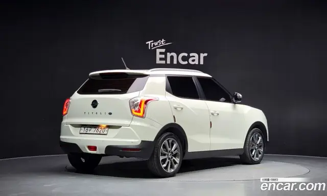 SsangYong TIBOLI 2015 1.6 автомат (гидро), миниатюра 2