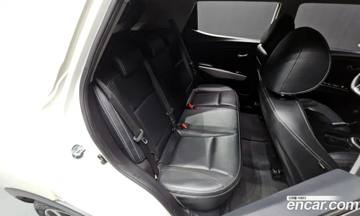 SsangYong TIBOLI 2015 1.6 автомат (гидро), фото 17