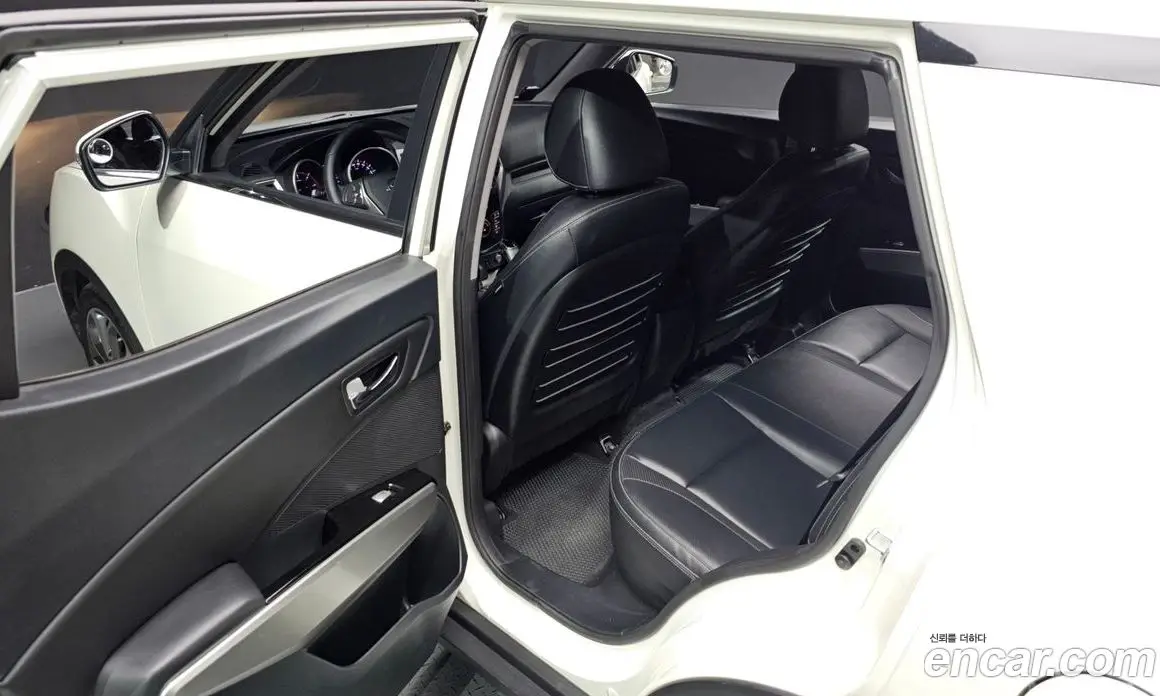 SsangYong TIBOLI 2015 1.6 автомат (гидро), фото 24