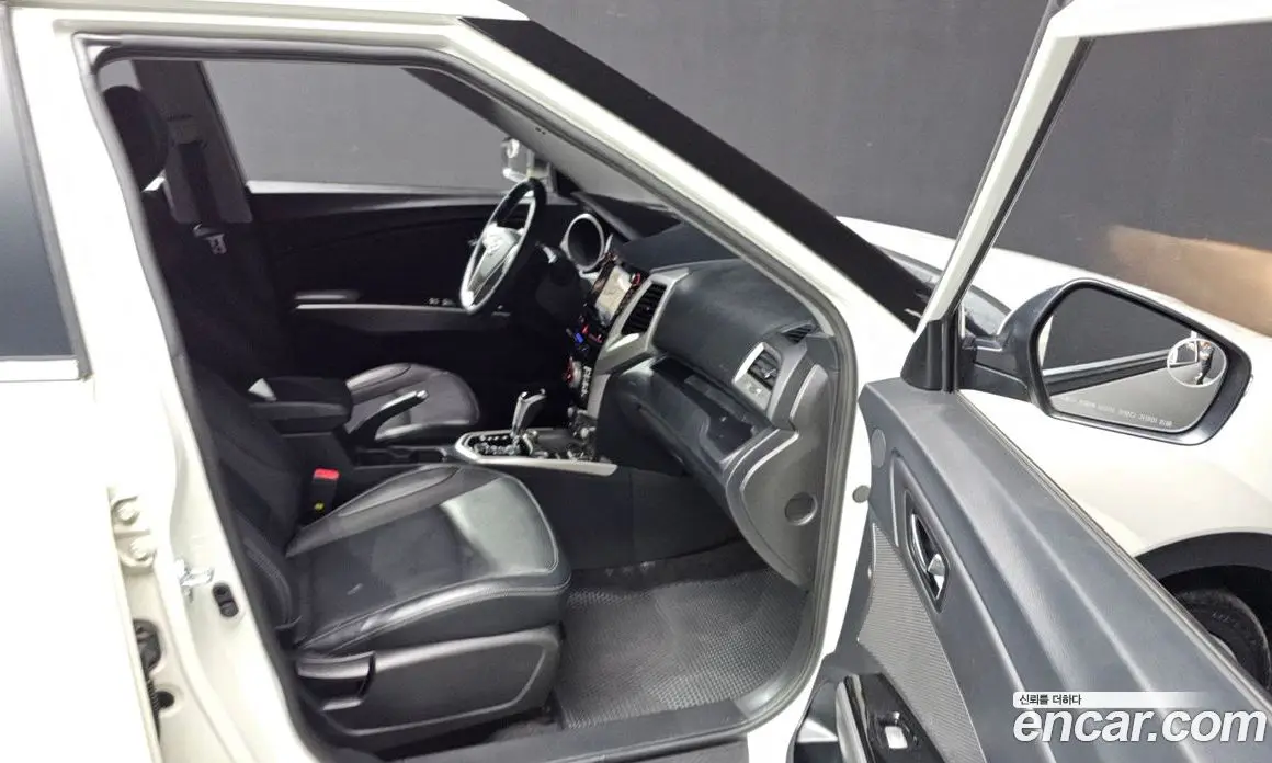 SsangYong TIBOLI 2015 1.6 автомат (гидро), фото 25
