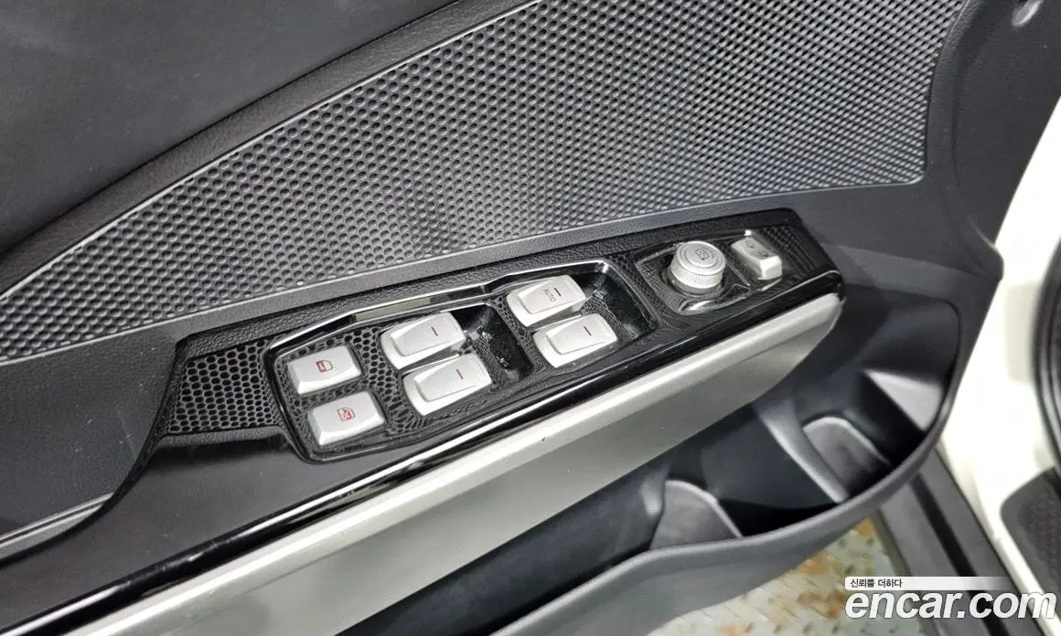 SsangYong TIBOLI 2015 1.6 автомат (гидро), фото 28