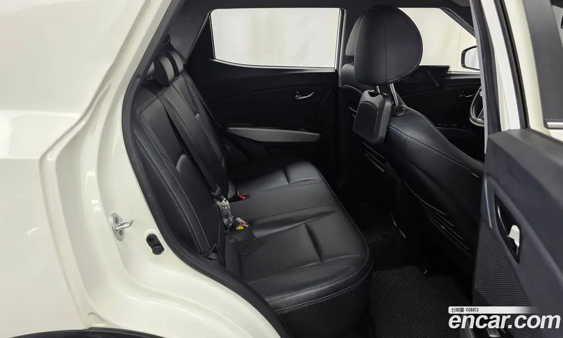 SsangYong TIBOLI 2016 1.6 автомат (гидро), фото 12