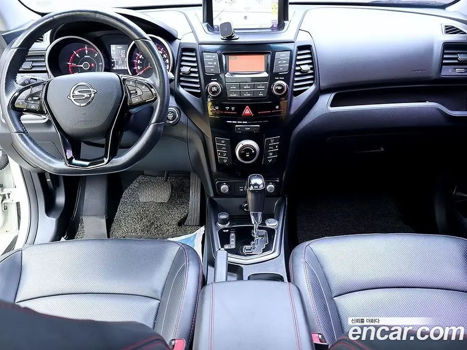 SsangYong TIBOLI 2016 1.6 автомат (гидро), фото 9
