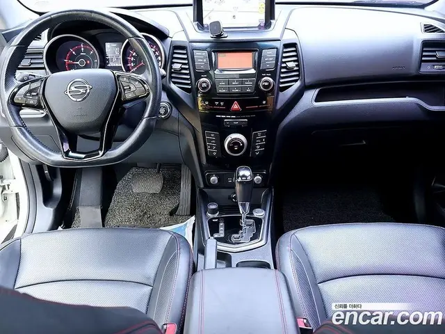 SsangYong TIBOLI 2016 1.6 автомат (гидро), миниатюра 9