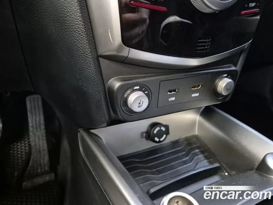 SsangYong TIBOLI 2016 1.6 автомат (гидро), фото 17