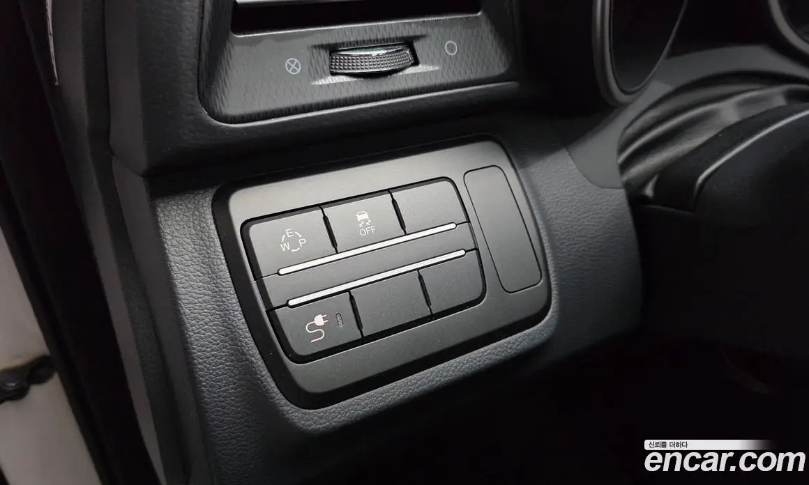 SsangYong TIBOLI 2017 1.6 автомат (гидро), фото 24