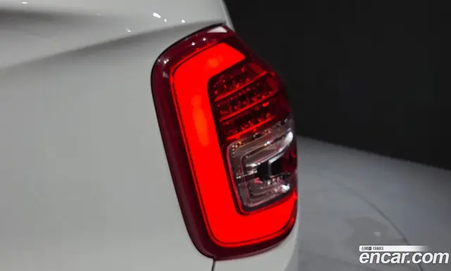 SsangYong TIBOLI 2017 1.6 автомат (гидро), миниатюра 9