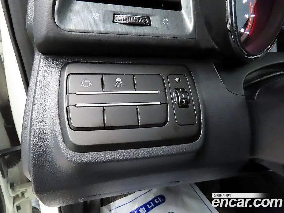 SsangYong TIBOLI 2018 1.6 автомат (гидро), фото 14