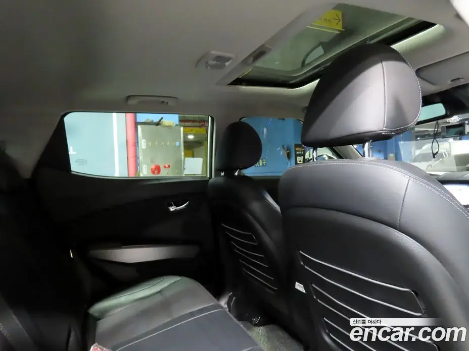 SsangYong TIBOLI 2018 1.6 автомат (гидро), фото 16