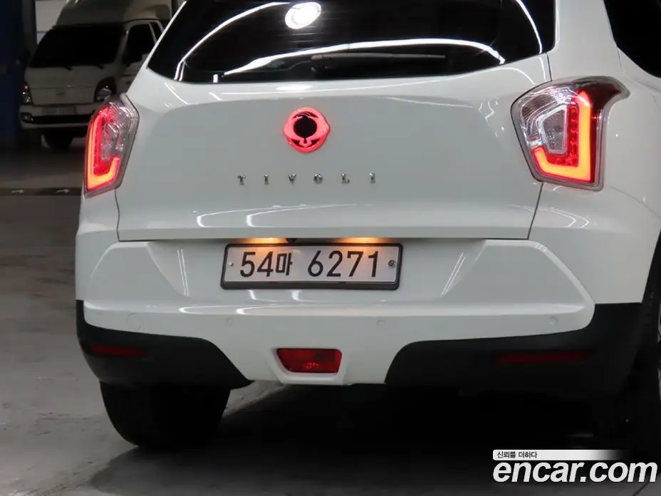 SsangYong TIBOLI 2018 1.6 автомат (гидро), фото 17