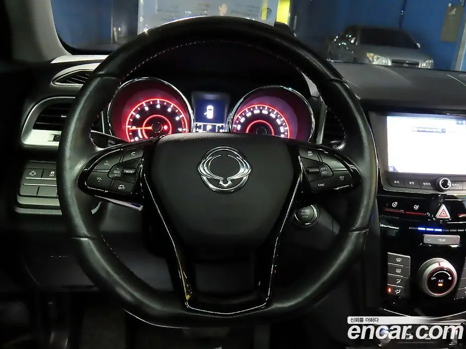 SsangYong TIBOLI 2018 1.6 автомат (гидро), фото 9