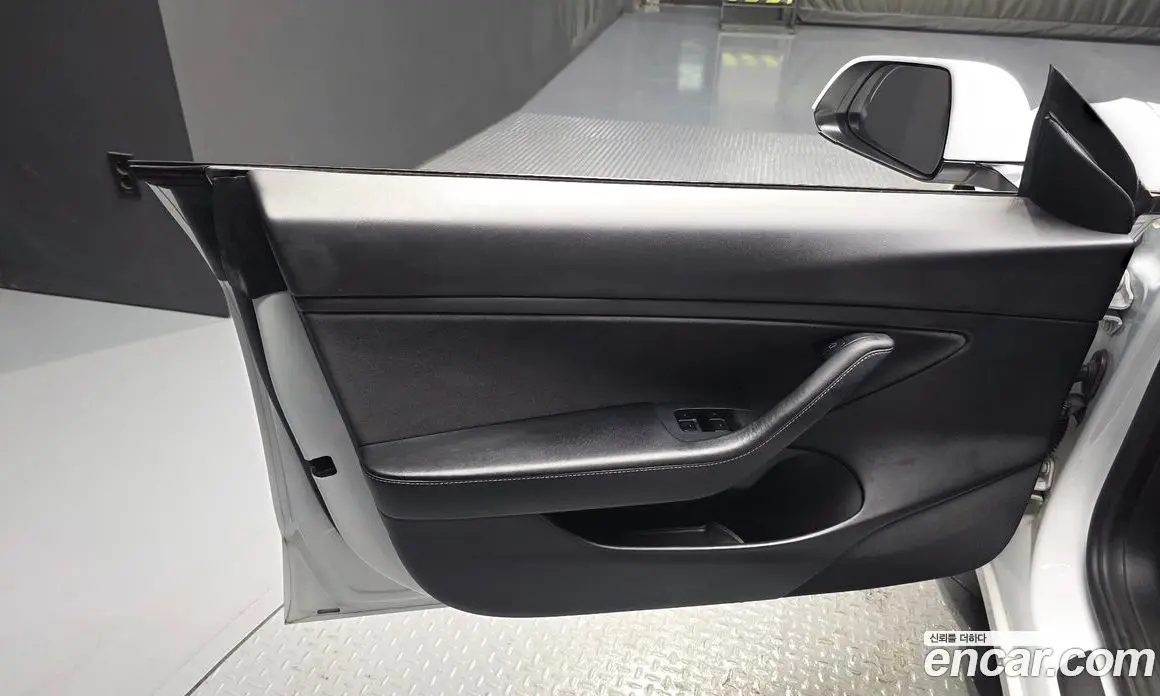 Tesla Model 3 2021 0.2 автомат (гидро), фото 14