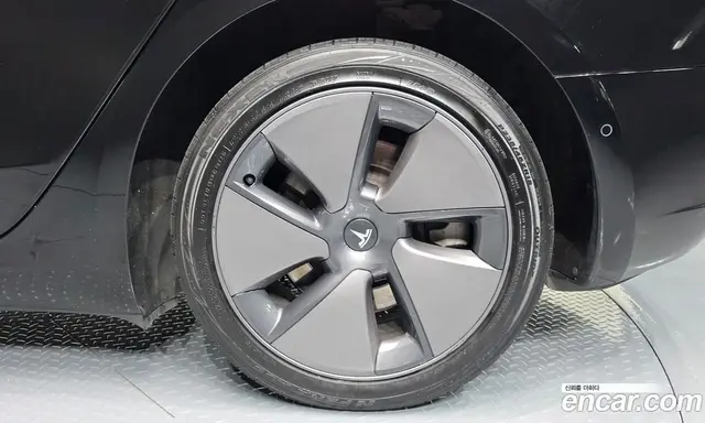 Tesla Model 3 2021 0.2 автомат (гидро), миниатюра 7