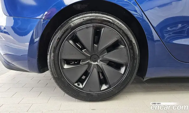 Tesla Model 3 2024 0.2 автомат (гидро), миниатюра 5