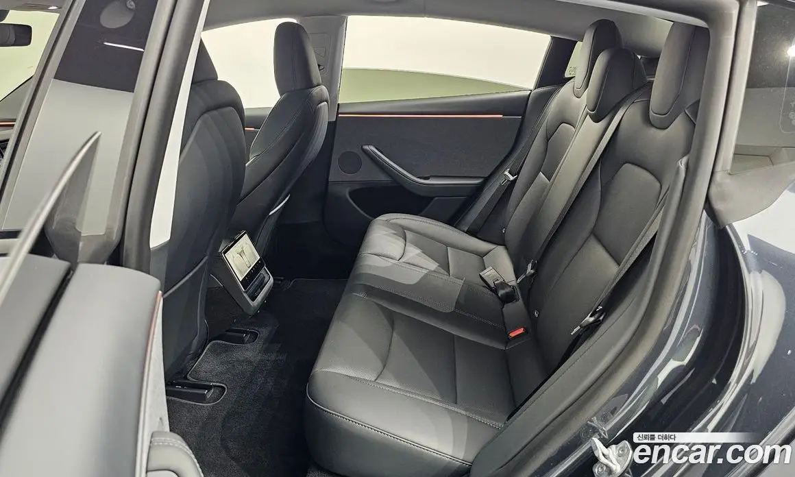 Tesla Model 3 2025 0.2 автомат (гидро), фото 17