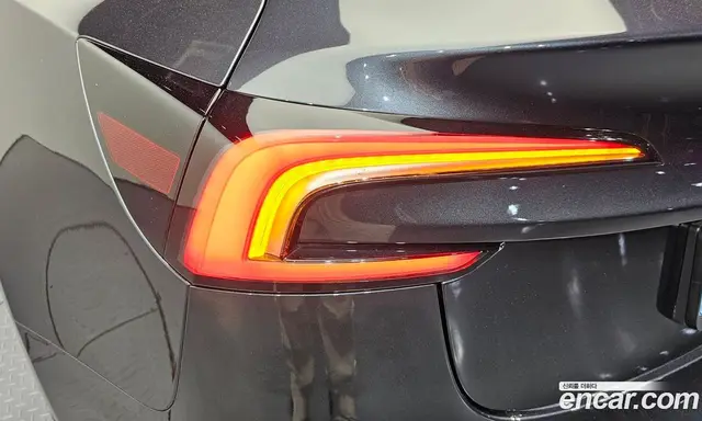 Tesla Model 3 2025 0.2 автомат (гидро), миниатюра 8