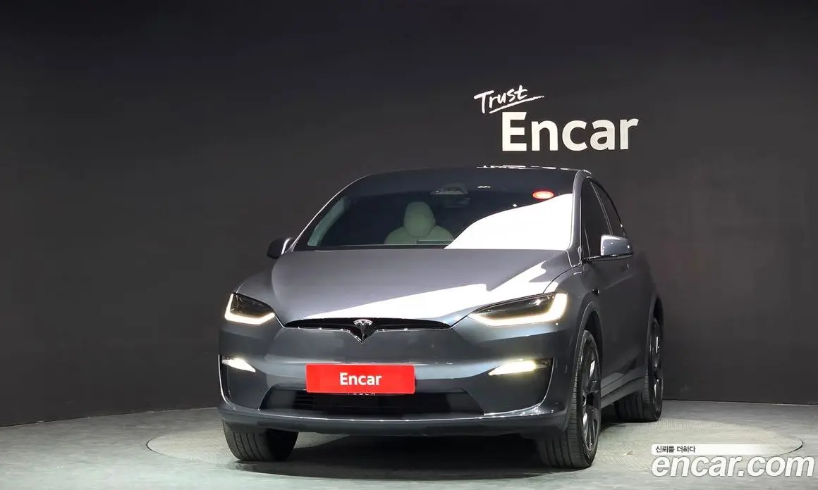 Tesla Model X 2023 0.3 автомат (гидро), фото 3