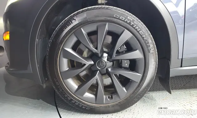 Tesla Model X 2023 0.3 автомат (гидро), миниатюра 5