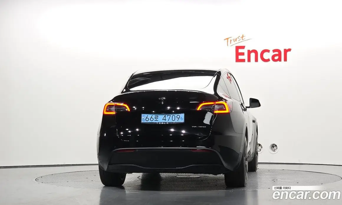 Tesla Model Y 2022 0.2 автомат (гидро), фото 4