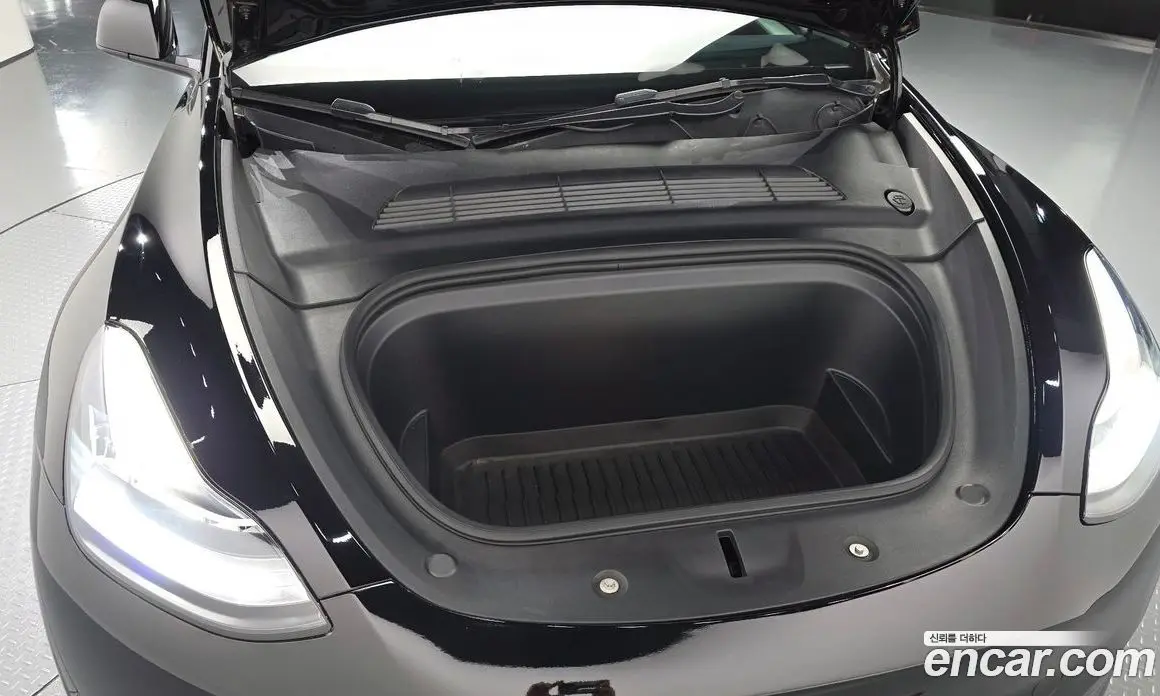 Tesla Model Y 2022 0.2 автомат (гидро), фото 6