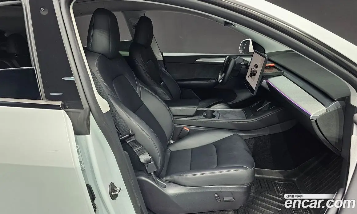 Tesla Model Y 2023 0.2 автомат (гидро), фото 16