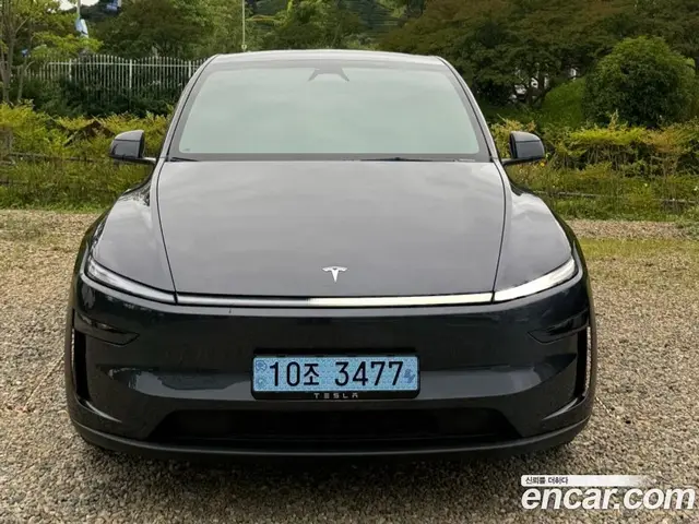 Tesla Model Y 2025 автомат (гидро), миниатюра 2