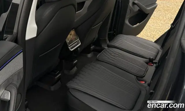 Tesla Model Y 2025 автомат (гидро), миниатюра 12