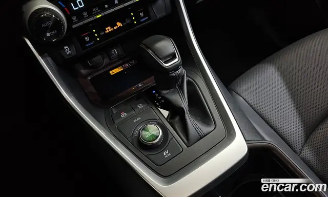 Toyota RAV4 2025 2.5 автомат (гидро), миниатюра 12