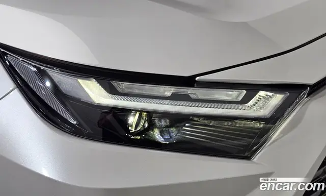 Toyota RAV4 2025 2.5 автомат (гидро), миниатюра 8