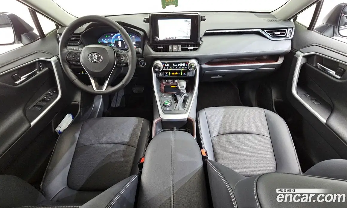Toyota RAV4 2025 2.5 автомат (гидро), фото 10