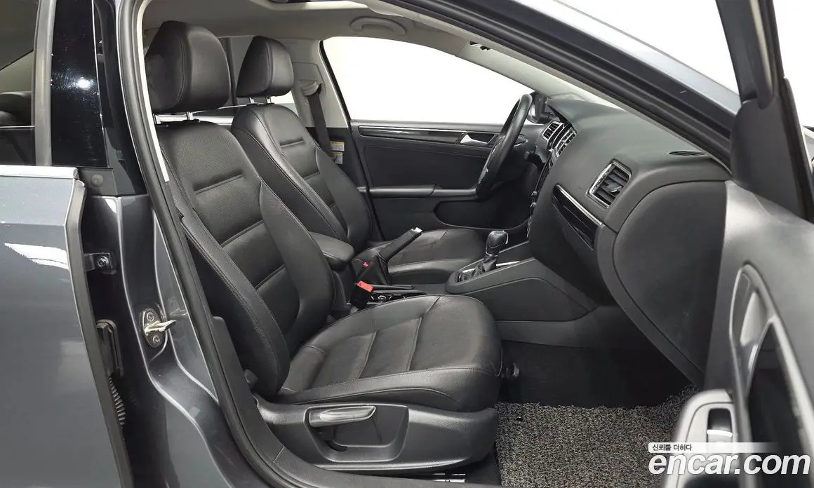 Volkswagen Jetta 2015 2.0 автомат (гидро), фото 11