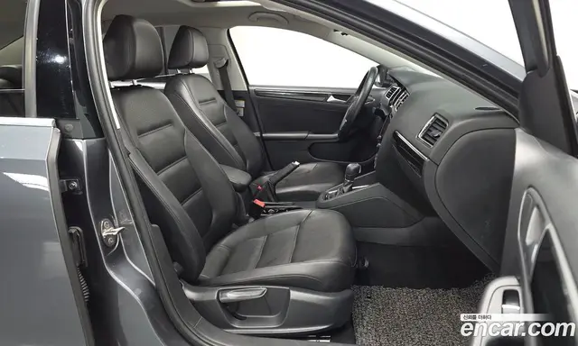 Volkswagen Jetta 2015 2.0 автомат (гидро), миниатюра 11