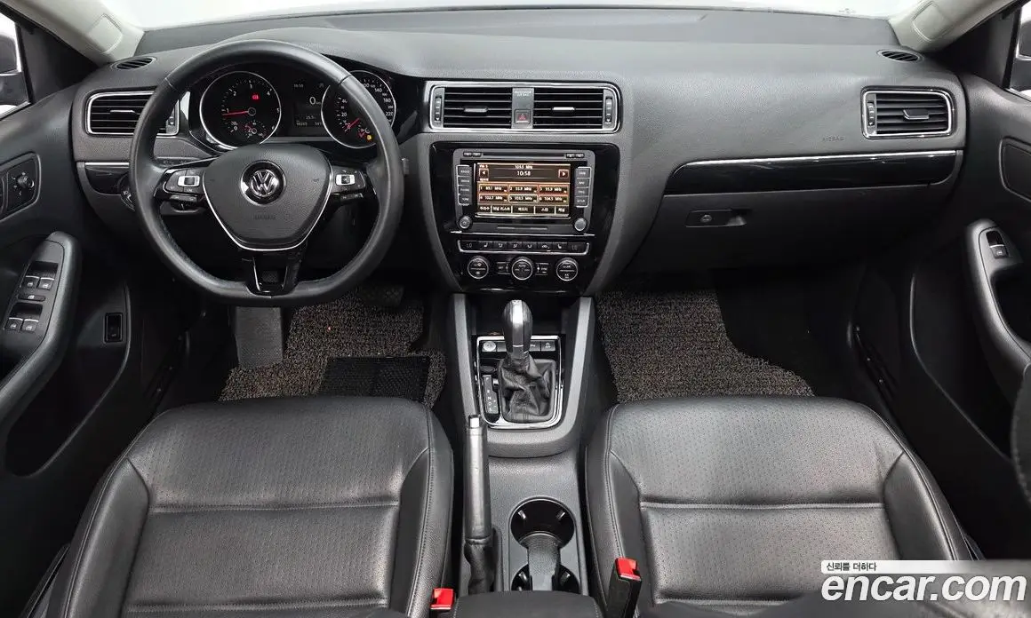 Volkswagen Jetta 2015 2.0 автомат (гидро), фото 7