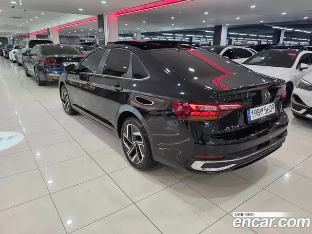 Volkswagen Jetta 2022 1.5 автомат (гидро), миниатюра 2