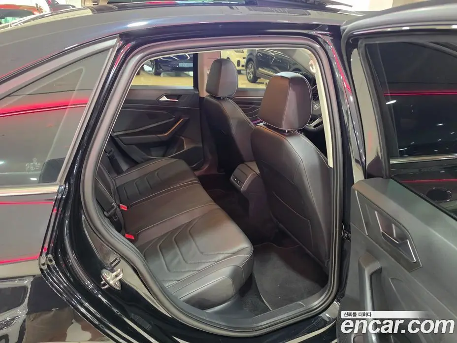 Volkswagen Jetta 2022 1.5 автомат (гидро), фото 12