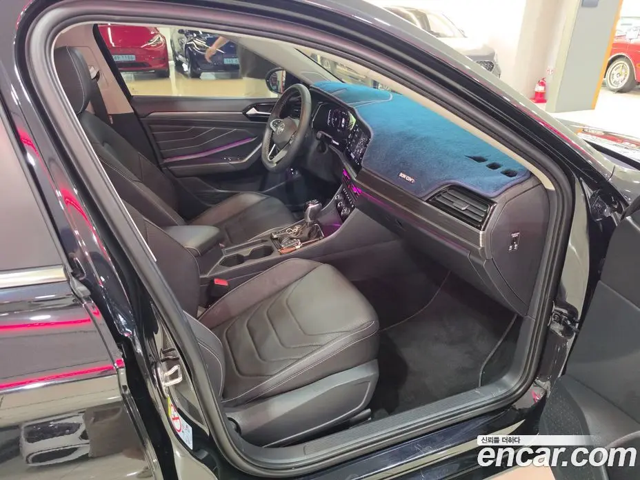Volkswagen Jetta 2022 1.5 автомат (гидро), фото 13