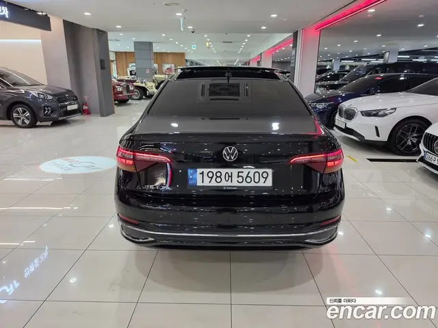 Volkswagen Jetta 2022 1.5 автомат (гидро), миниатюра 4