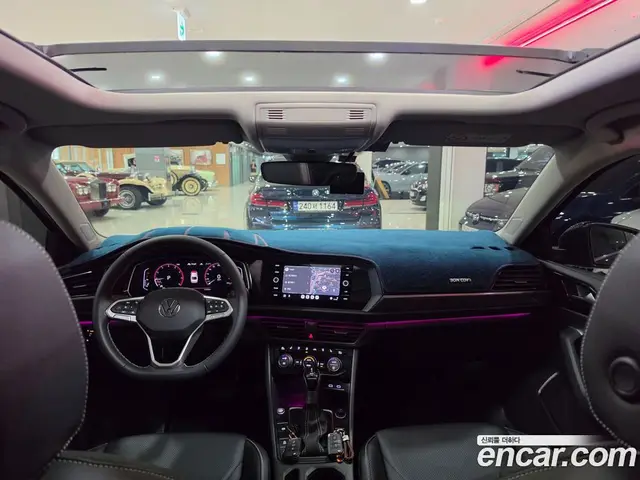Volkswagen Jetta 2022 1.5 автомат (гидро), миниатюра 7