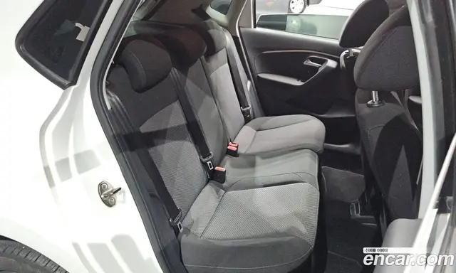 Volkswagen Polo 2015 1.4 автомат (гидро), миниатюра 11