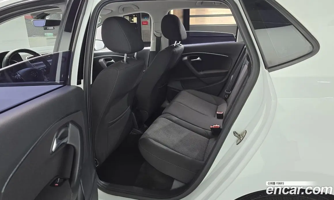 Volkswagen Polo 2016 1.4 автомат (гидро), фото 11