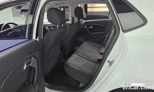 Volkswagen Polo 2016 1.4 автомат (гидро), миниатюра 11